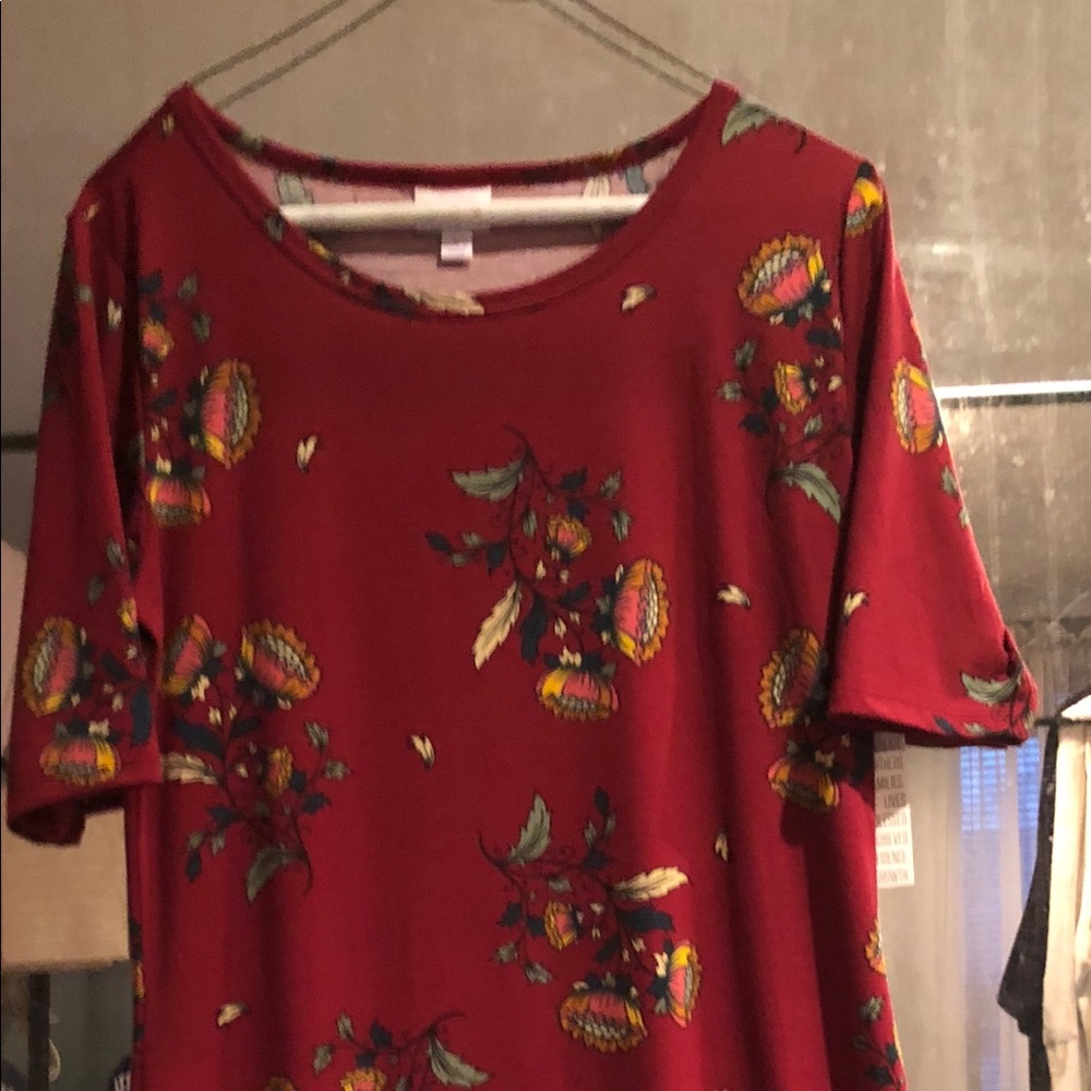 New with tags Lularoe Julia large
